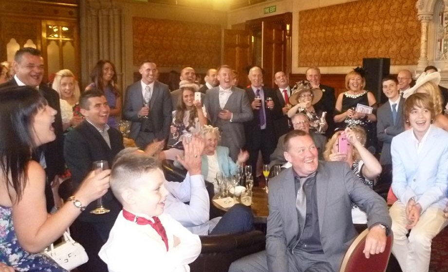 Brilliant Magician & Pickpocket Matt Windsor