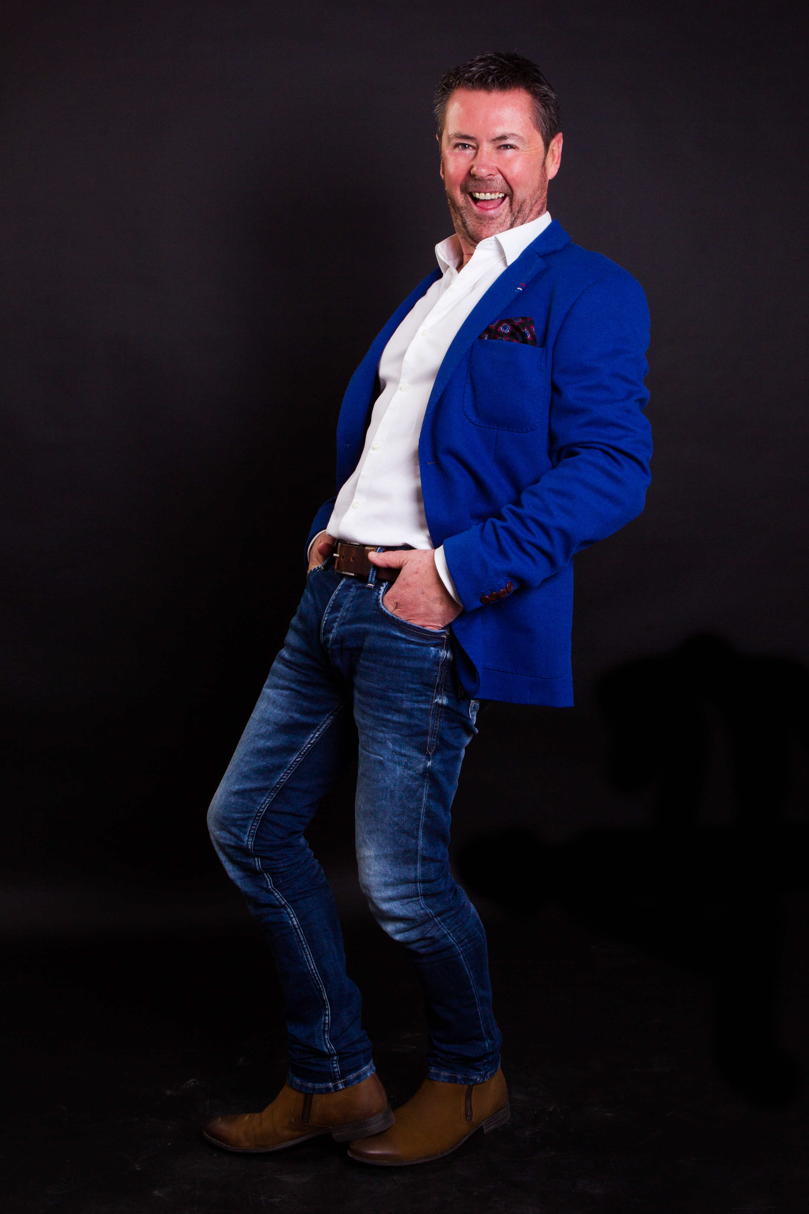 Jeff Hooper Presents Entertaining Evening of Swing Soul & Rock 'n' Roll