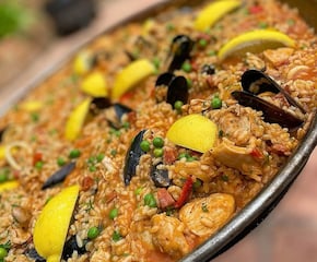 Big Pan Paella Catering with a Little Bit of Theatre