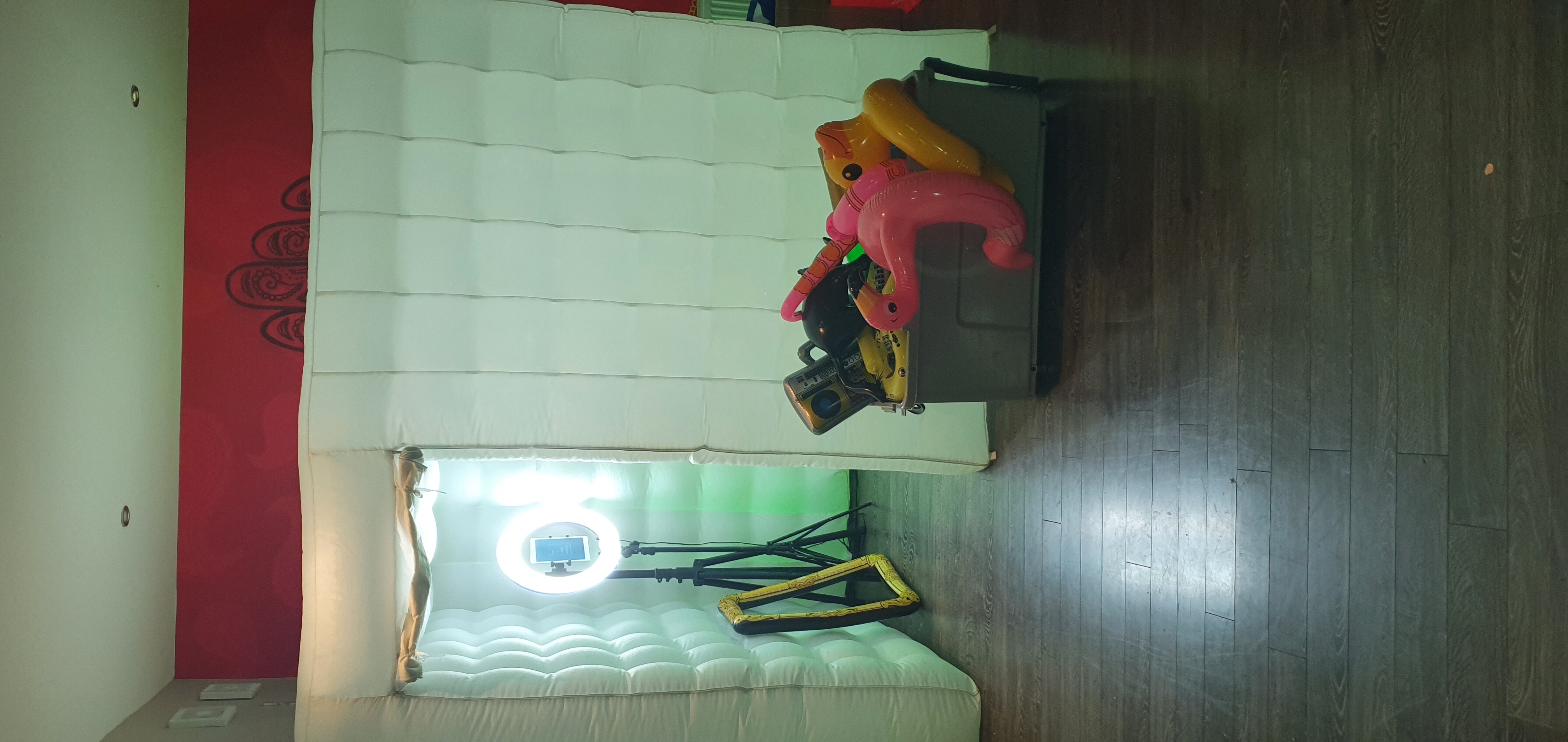 Wow Your Guests with Colour Changing Photobooth