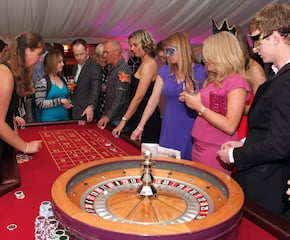 Glamour & Excitement with Blackjack & Roulette Games