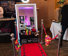 Free-Standing Magic Mirror for a Magical Experience