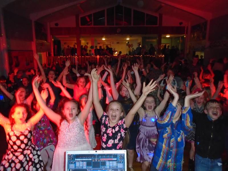 Mindy's Roadshow Disco DJ