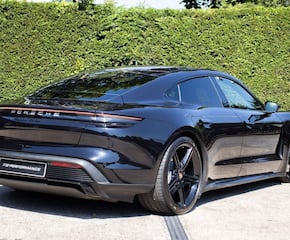 Arrive In Style & Make An Entrance in the Latest Porsche Taycan Turbo