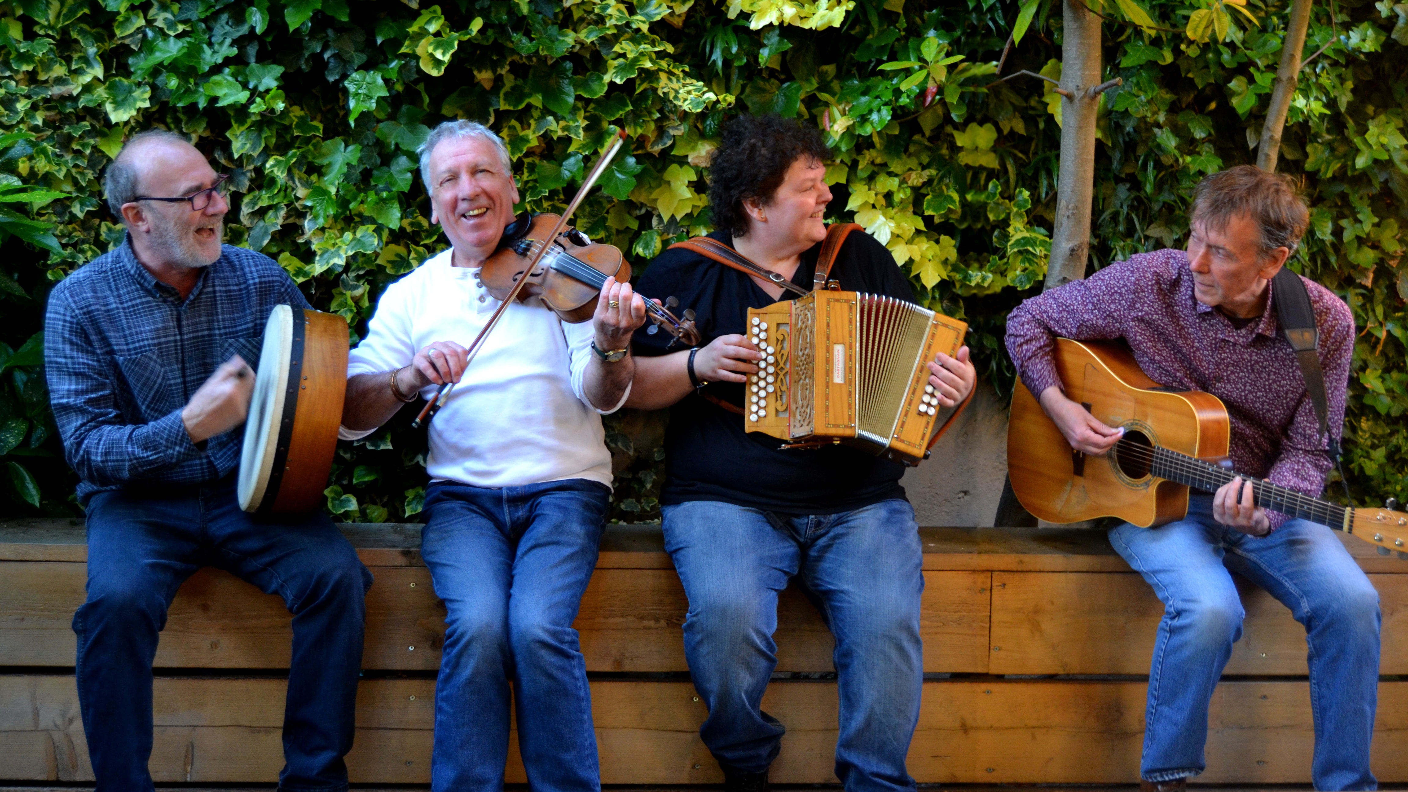 Hire a Ceilidh Band in the UK Reviews, Instant Prices, Calendar