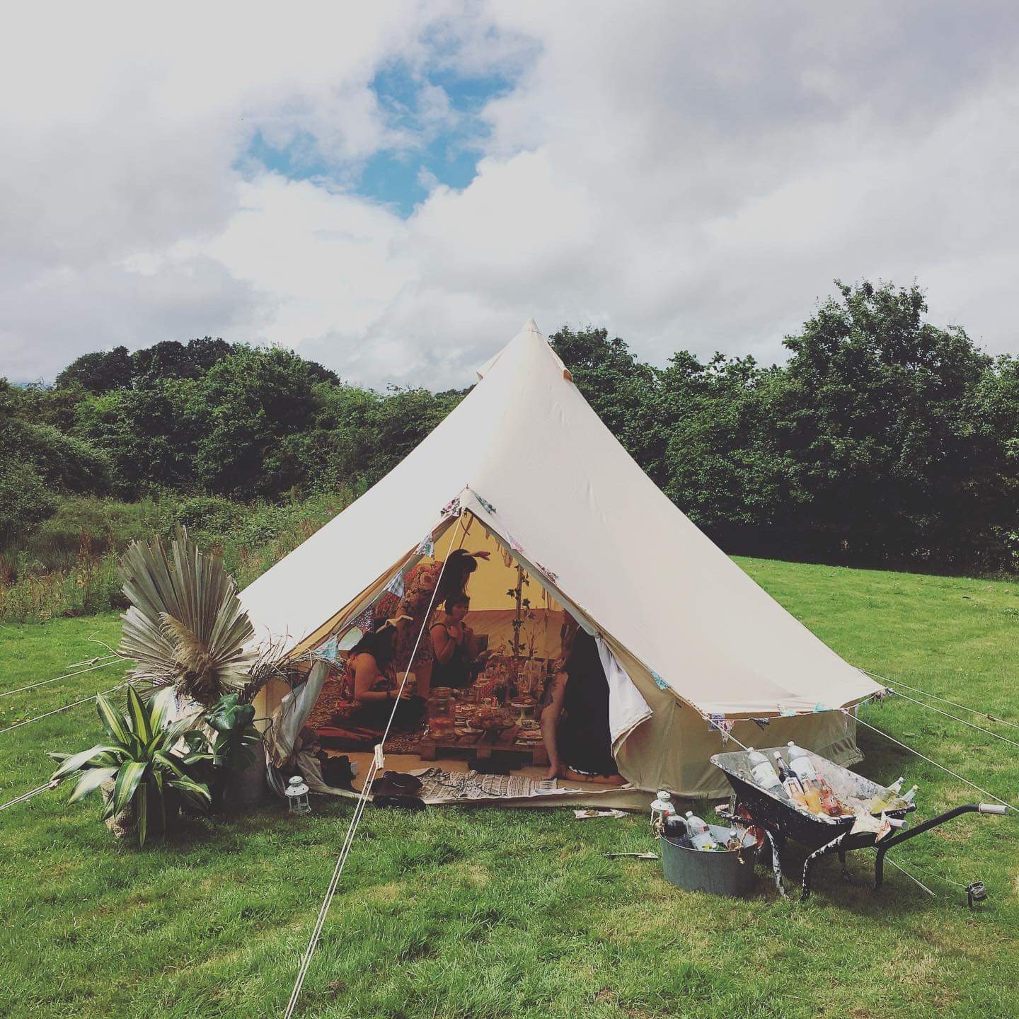 Luxury Bell Tent Hire for Sleepover Parties