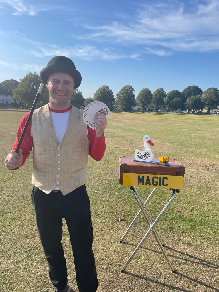 The Amazing Ben Bamboozle Magic and Juggling Show