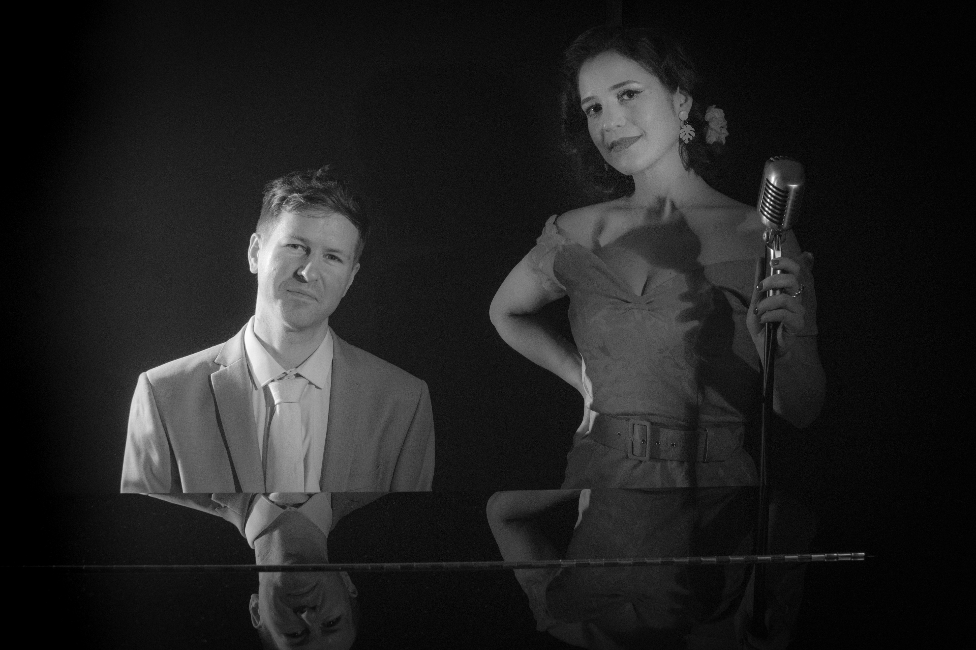Elegant Vintage Jazz & Swing Duo - Female Vocals and Piano