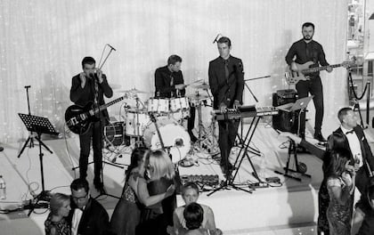 69 Wedding Entertainment