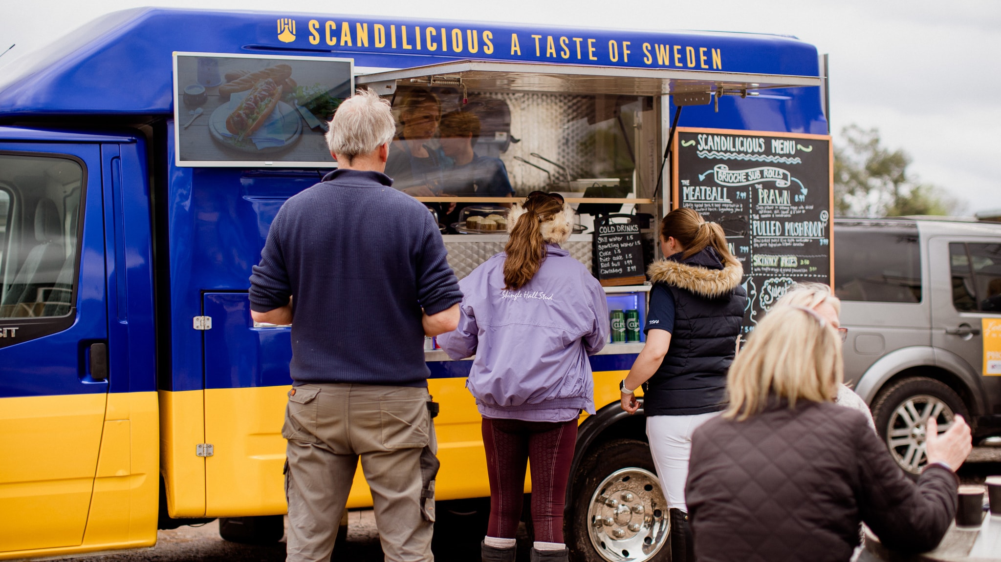 Food Truck for Hire in Surrey Best Food Vans for Party Instant