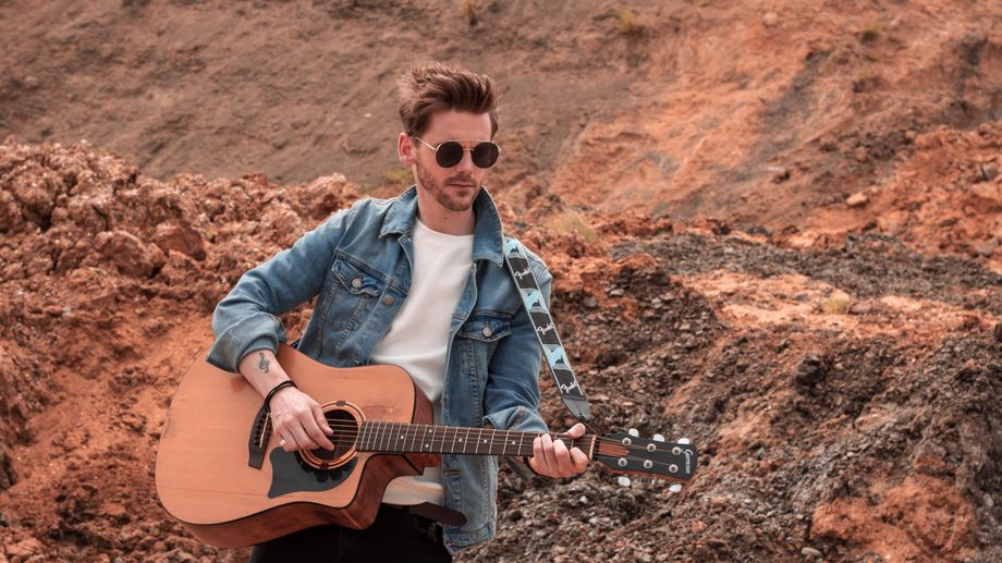 Liam Fitzgerald will Impress with His Skills & Versatile Setlist