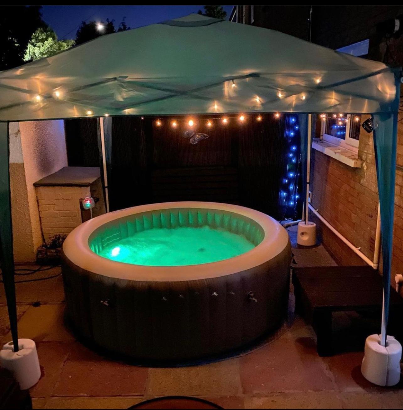 Luxury Hot Tub with Latest Air Massage Touch Technology