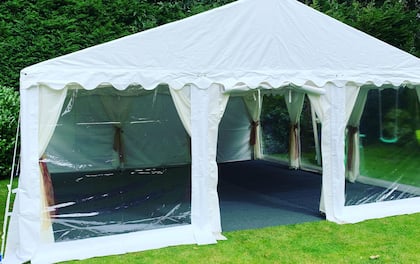 Fully Carpeted 6m x 6m Marquee Hire