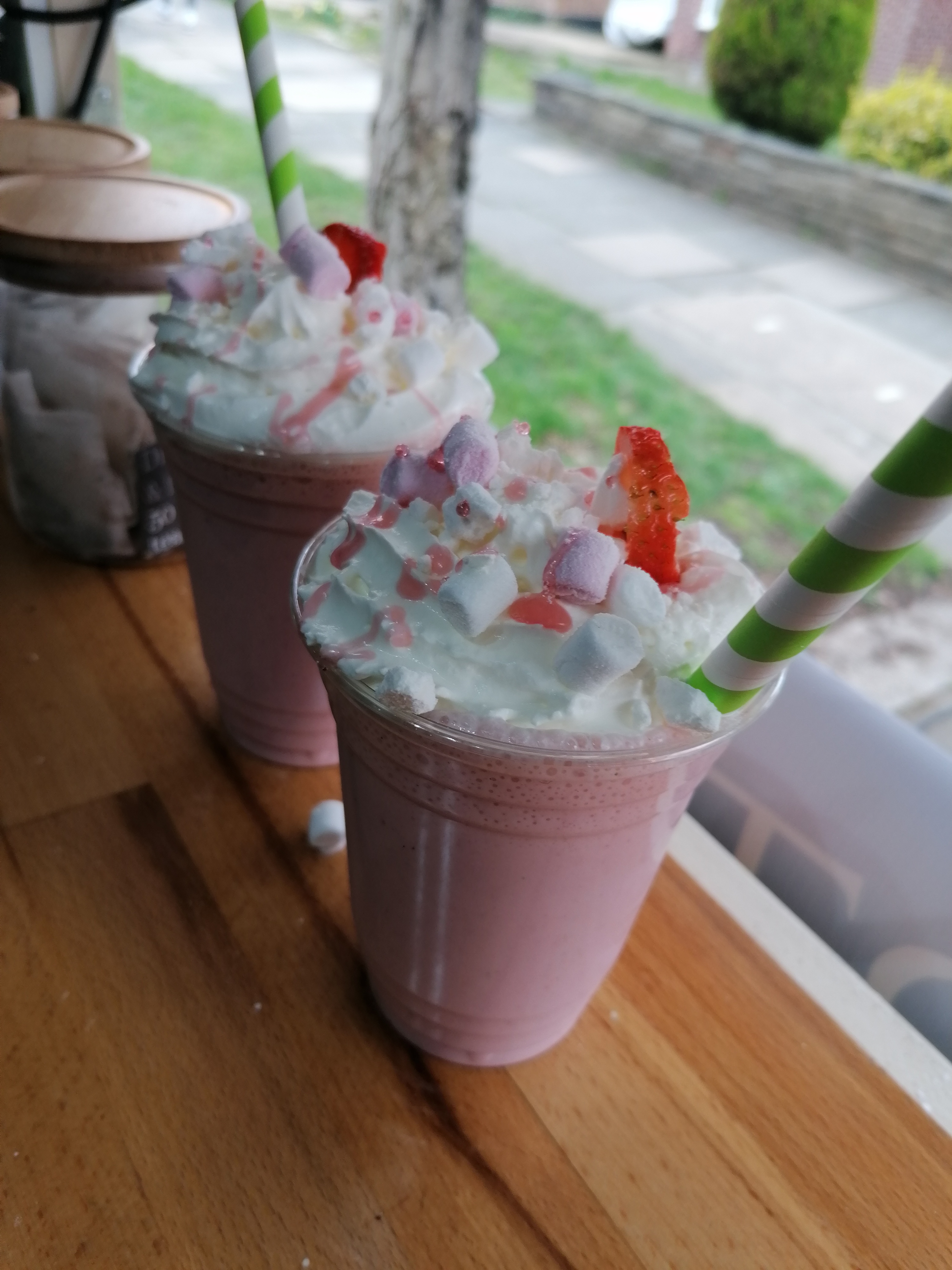 Freshly Made Smoothies & Milkshakes