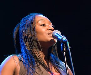 Vibrant Singer Janice Maye Creates a Soulful Performance