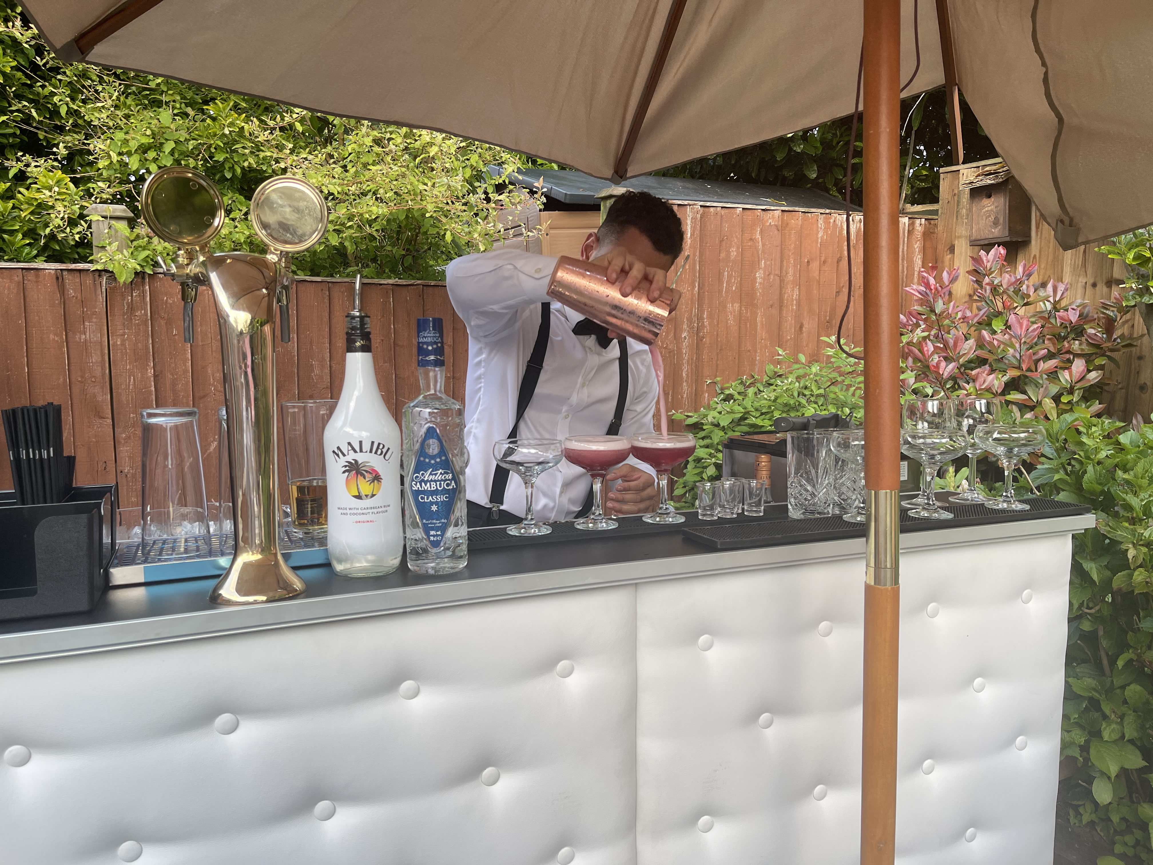 All-Inclusive Cocktail, Beer, Gin & Wine Bar