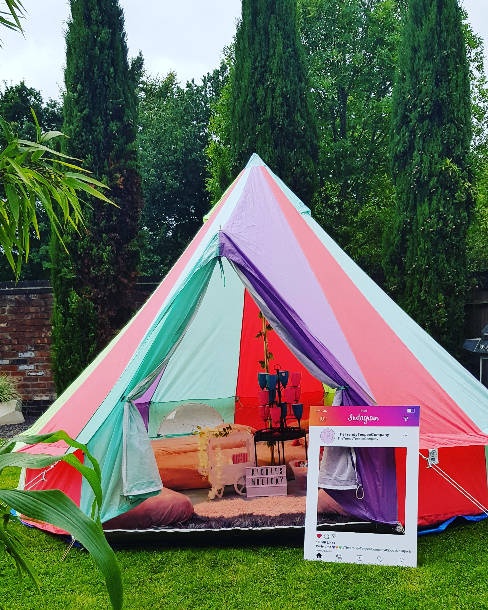 Festival Style 4m Rainbow Bell Tent For Hire