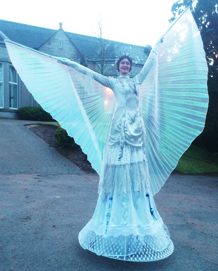 Ladies' Day at the Races Stilt Walker
