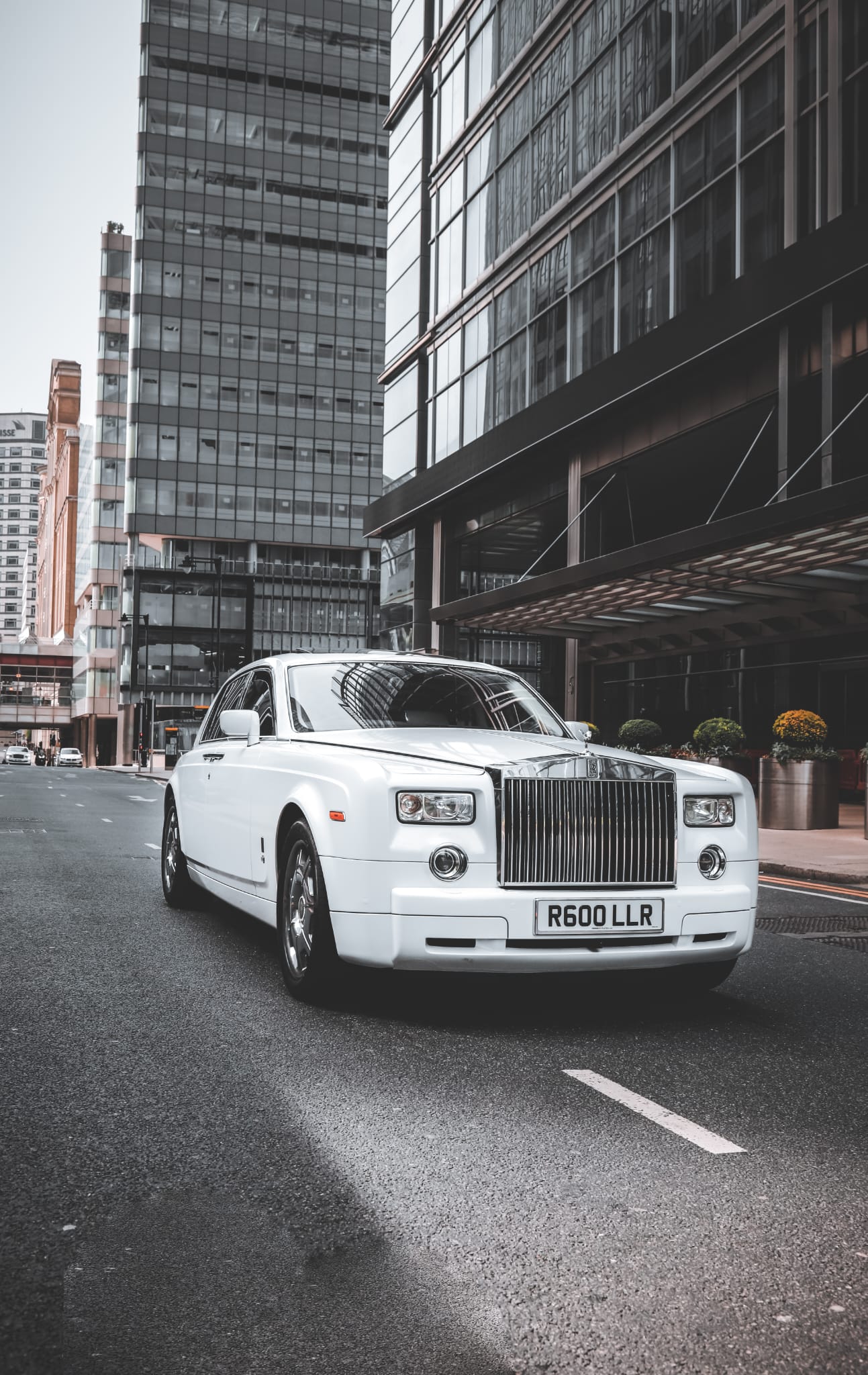Flagship Rolls Royce Phantom White - Starlights