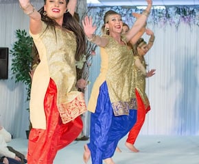 The Сolour & Atmosphere Of Bollywood Dance Entertainment
