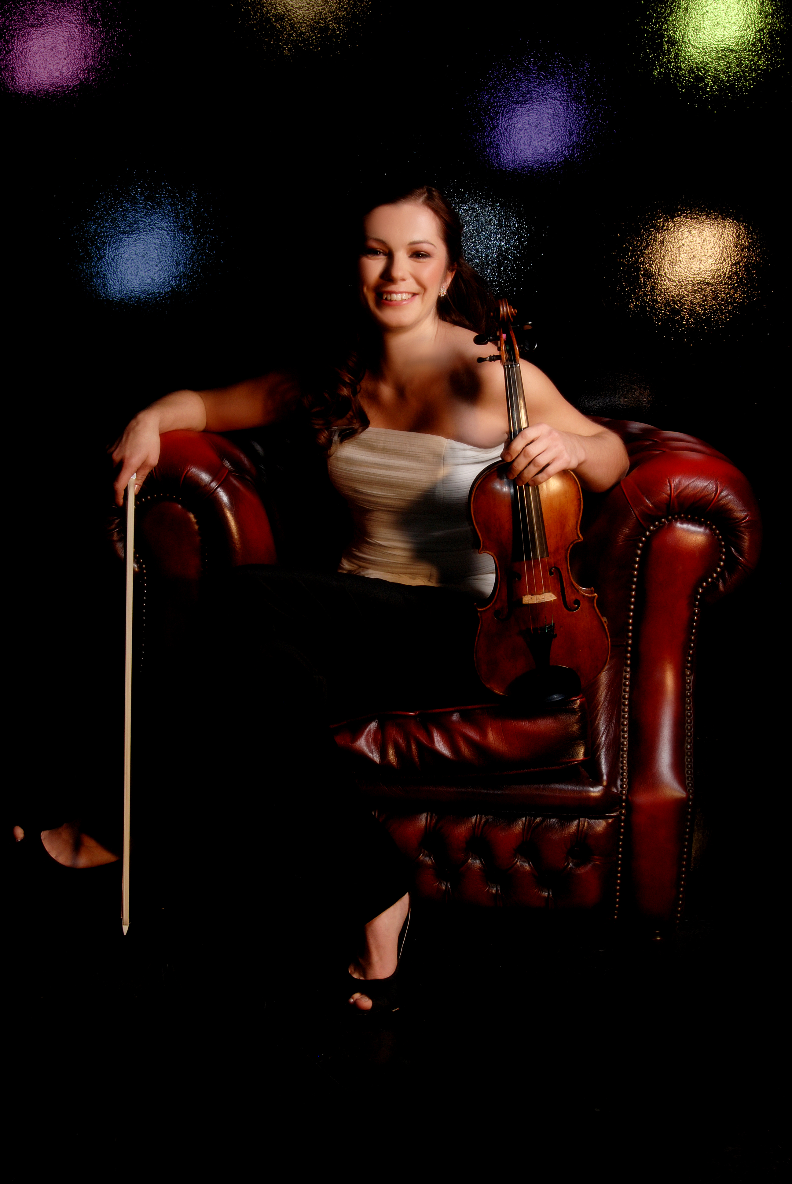 Felicity Broome-Skelton Classical Violinist Perfect For Your Special Day