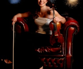 Felicity Broome-Skelton Classical Violinist Perfect For Your Special Day