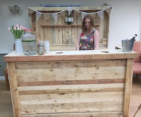 Rustic Styled Mobile Pop-Up Bar with Professional Staff