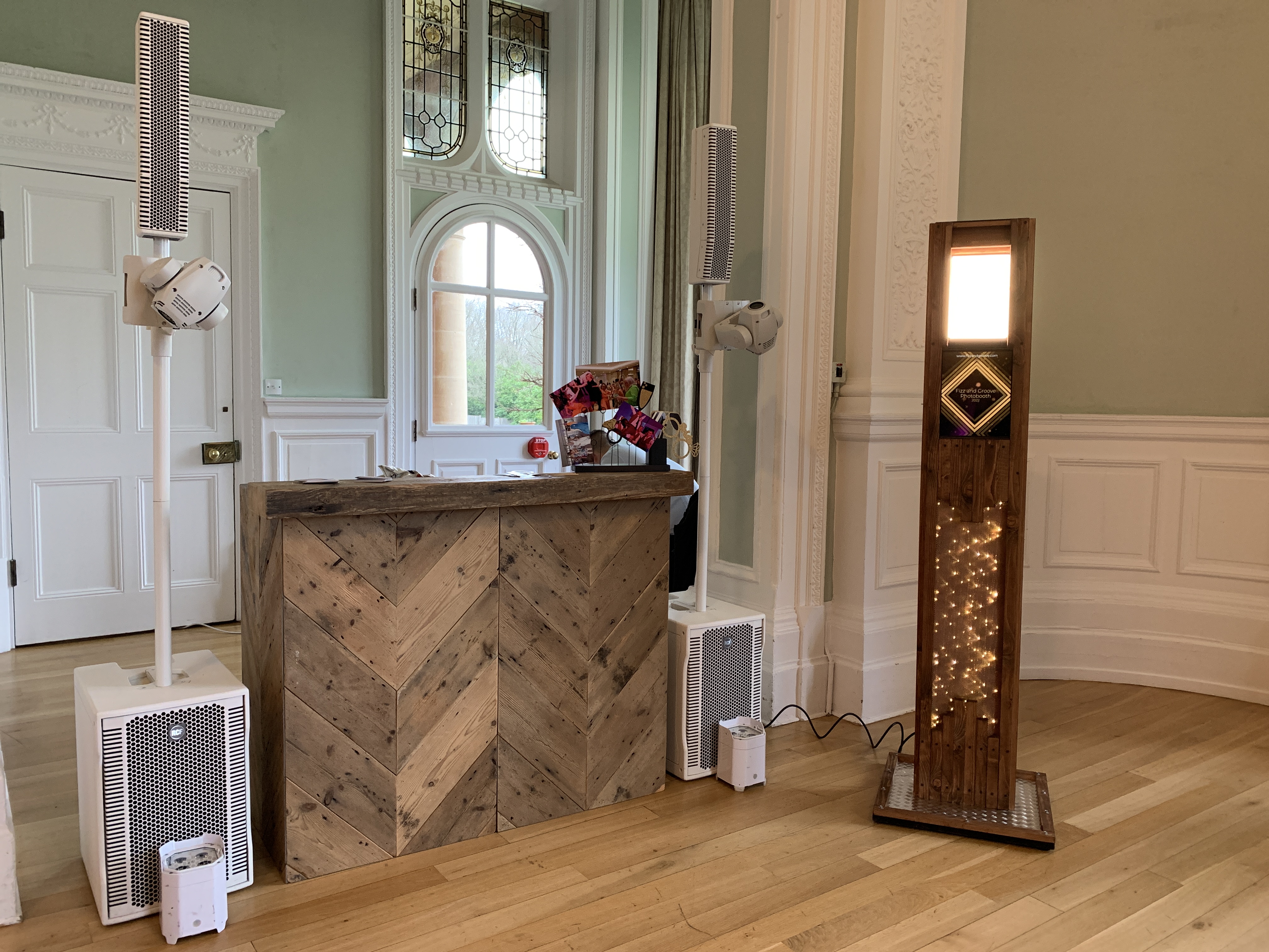 Unique Rustic and Modern Selfie Pods