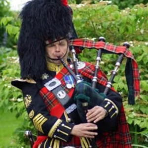 Cambridge bagpiper